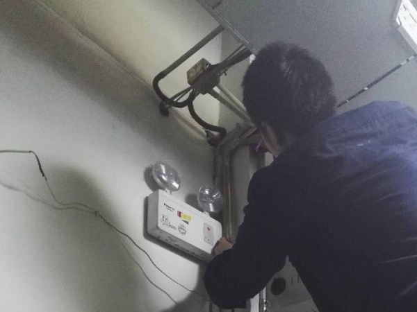 陜西鑫安安防視頻監(jiān)控攝像頭安裝