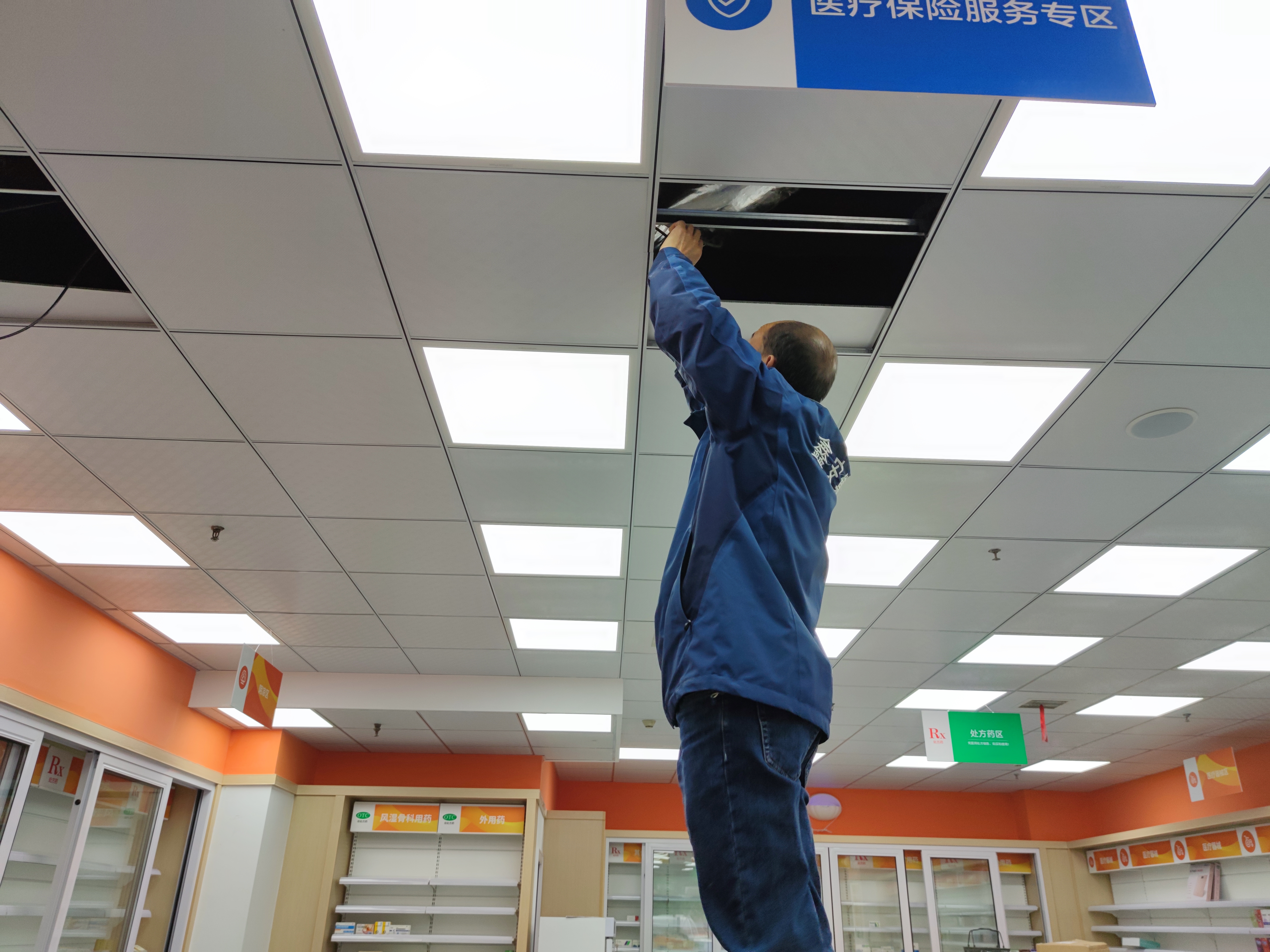 什么是AI智能視頻監(jiān)控系統(tǒng)？它的功能又有那些？